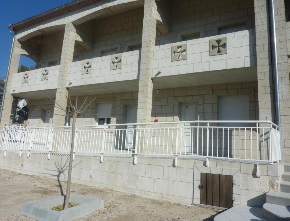 Appart'Hotel Les Rochers Auriol Esterno foto