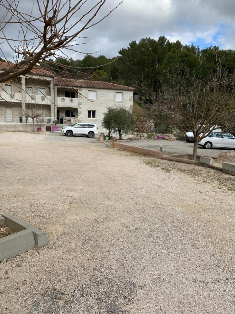 Appart'Hotel Les Rochers Auriol Esterno foto